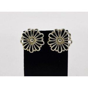 Vintage Unbranded Cut Out Floral Daisy Clip On Earrings Silver Toned